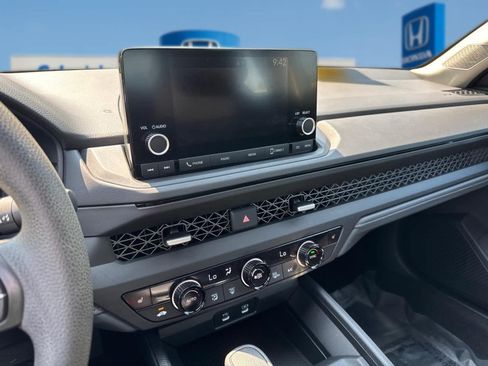 Used 2025 Honda Accord SE image 24