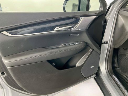 Used 2024 Cadillac XT5 Premium Luxury AWD/4WD image 19