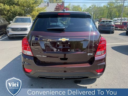 Used 2020 Chevrolet Trax LS w/ Tint and Cruise Package AWD/4WD image 7