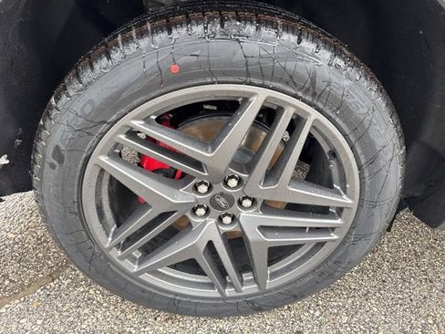 New 2026 Ford Explorer ST-Line w/ ST-Line Street Pack image 20