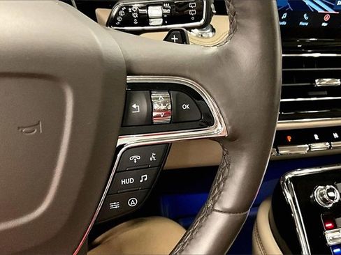Used 2024 Lincoln Navigator Reserve image 26