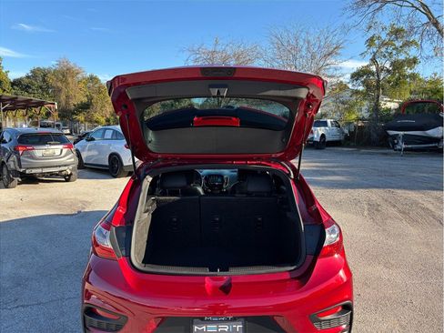 Used 2018 Chevrolet Cruze Premier w/ RS Package image 35