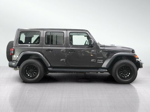 Used 2020 Jeep Wrangler Unlimited Sahara AWD/4WD image 7