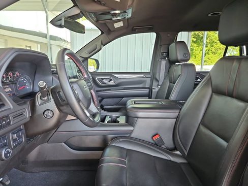 Used 2021 Chevrolet Tahoe RST w/ Luxury Package AWD/4WD image 22