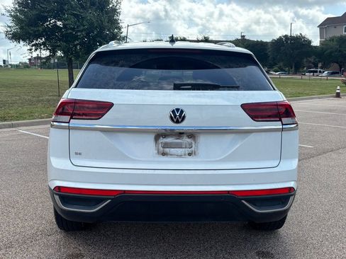 Used 2023 Volkswagen Atlas Cross Sport SE FWD image 5