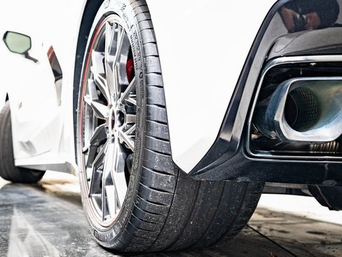 Used 2023 Chevrolet Corvette Stingray Premium Conv w/ Z51 Performance Package image 45