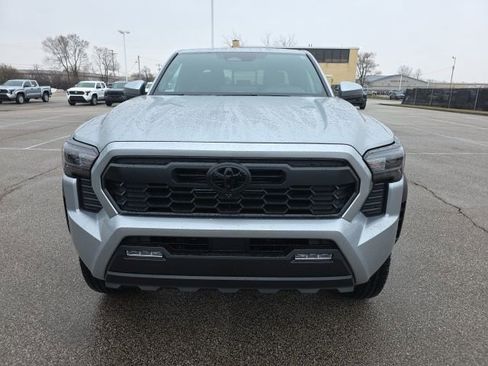 New 2026 Toyota Tacoma TRD Off-Road AWD/4WD image 2