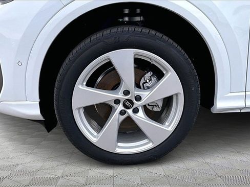 New 2025 Audi Q5 2.0T Premium Plus image 11
