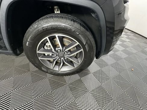 Certified 2021 Jeep Grand Cherokee Limited AWD/4WD image 5