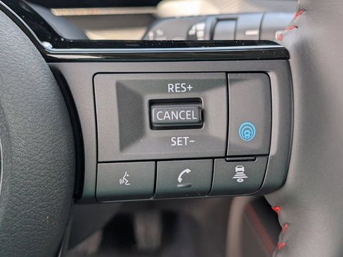 Used 2025 Nissan Kicks SR FWD image 20