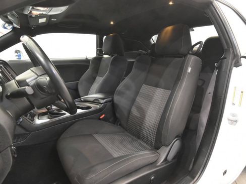 Used 2023 Dodge Challenger GT RWD image 11