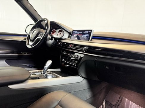 Used 2018 BMW X5 xDrive40e image 13