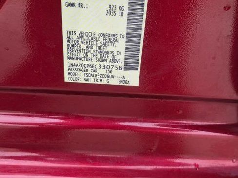 Used 2014 Nissan Leaf S image 63