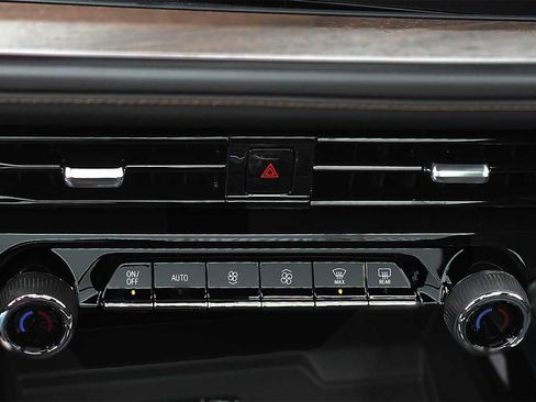 New 2026 Chevrolet Suburban High Country image 23