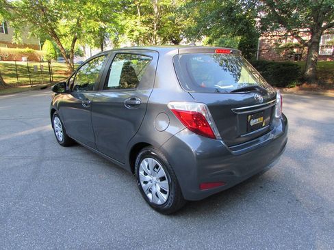 Used 2012 Toyota Yaris LE FWD image 4