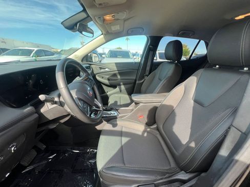 Used 2025 Buick Encore GX Preferred image 27
