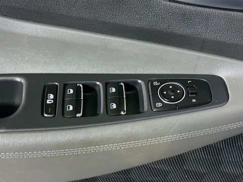 Used 2023 Hyundai Santa Fe SEL FWD image 24