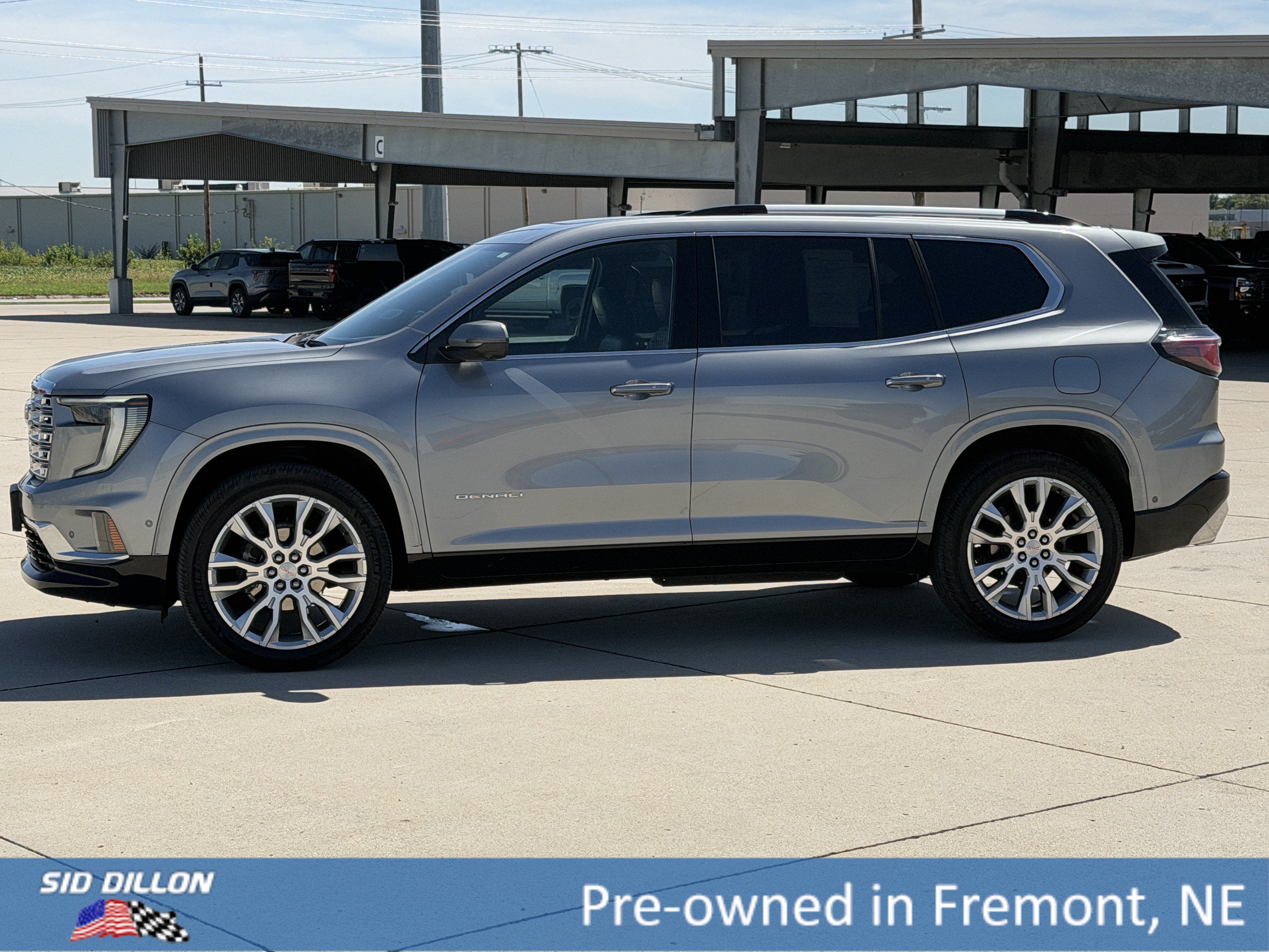 Certified 2024 GMC Acadia Denali w/ Super Cruise Package AWD/4WD image 9