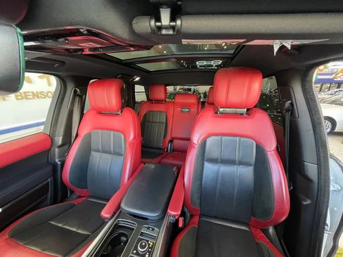 Used 2021 Land Rover Range Rover Sport HST image 16