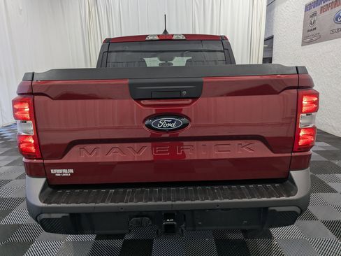 Used 2025 Ford Maverick XLT w/ XLT Luxury Package AWD/4WD image 9