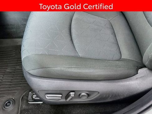 Certified 2022 Toyota RAV4 XLE AWD/4WD image 19