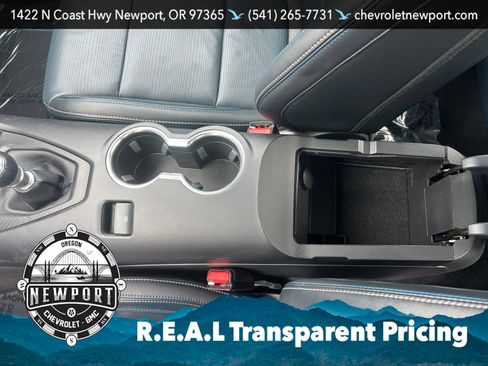 Used 2024 Ford Mustang GT Premium w/ California Special Package RWD image 19