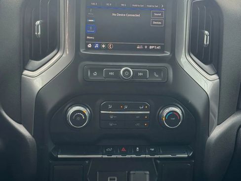 Used 2020 Chevrolet Silverado 1500 Custom w/ Custom Value Package image 15