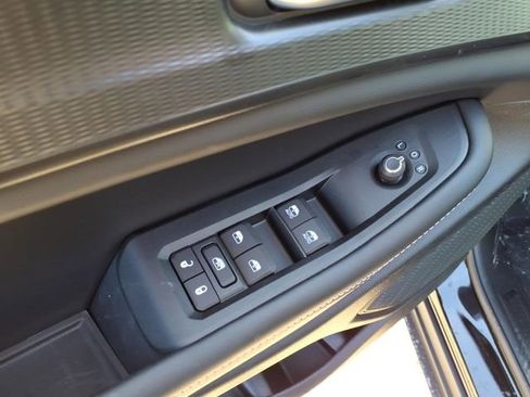 New 2025 Jeep Grand Cherokee Altitude AWD/4WD image 14