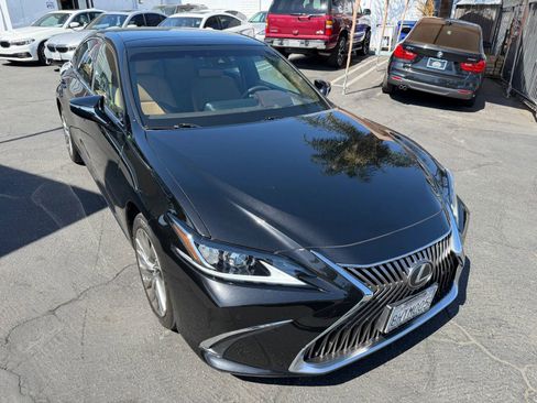 Used 2019 Lexus ES 350 w/ Accessory Package 2 FWD image 13