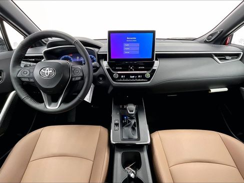 New 2026 Toyota Corolla Cross XLE image 5