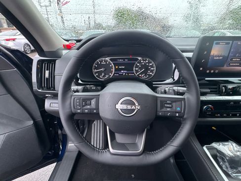 New 2026 Nissan Pathfinder SV FWD image 8
