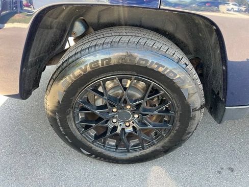 Used 2012 Jeep Liberty Sport AWD/4WD image 9