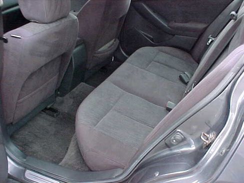 Used 2010 Nissan Altima 2.5 S w/ Convenience Pkg FWD image 14