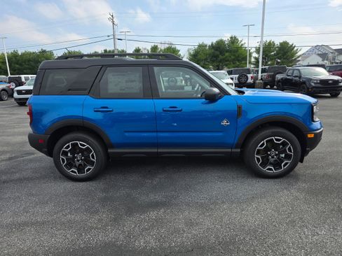New 2025 Ford Bronco Sport Outer Banks AWD/4WD image 13