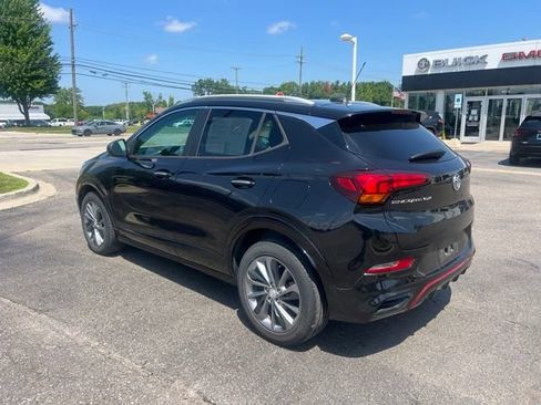 Used 2020 Buick Encore GX Select w/ Sport Touring Package FWD image 7