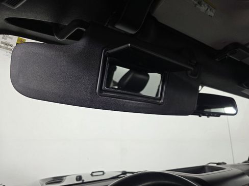 Used 2017 Jeep Wrangler Rubicon image 36