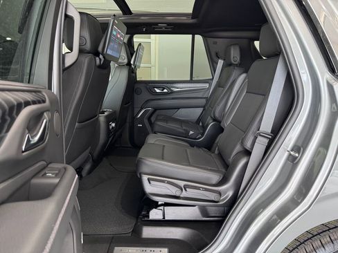 Certified 2023 GMC Yukon Denali w/ Denali Reserve Package AWD/4WD image 14