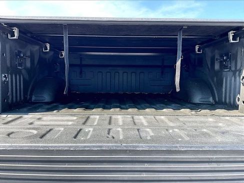 Used 2017 Ford F150 XLT w/ Equipment Group 302A Luxury AWD/4WD image 29