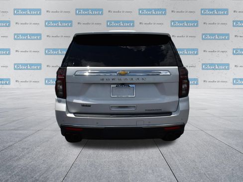 Used 2022 Chevrolet Suburban Premier AWD/4WD image 6