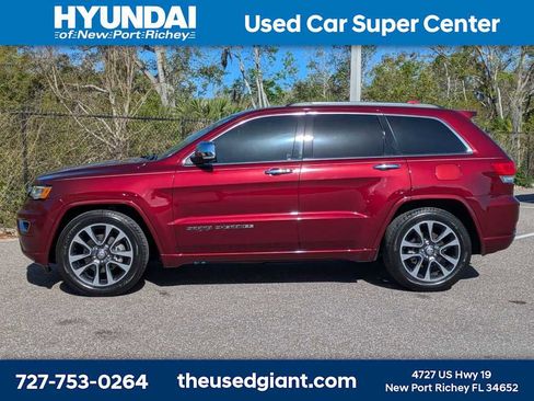 Used 2017 Jeep Grand Cherokee Overland image 2