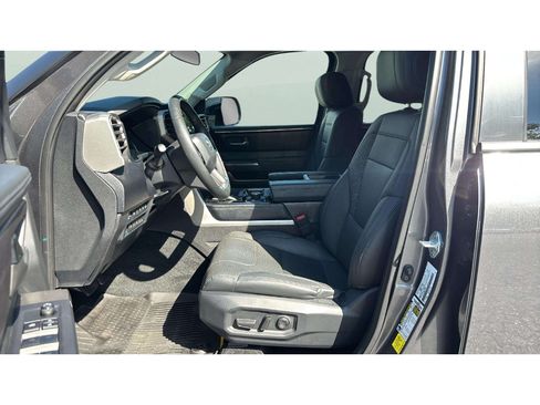 Used 2024 Toyota Tundra SR5 w/ SR5 Premium Package AWD/4WD image 10