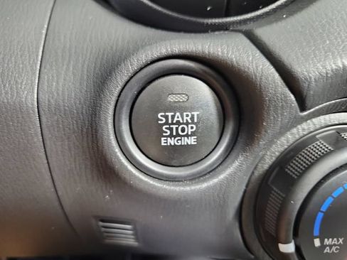 Used 2025 MAZDA MX-5 Miata Sport RWD image 24
