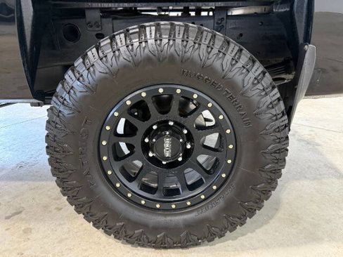 Used 2009 Chevrolet Silverado 2500 LT w/ Exterior Plus Package image 13