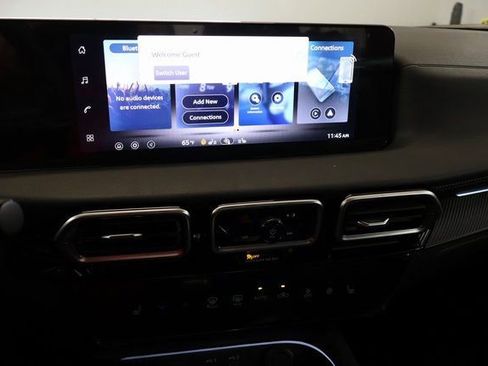 New 2026 Nissan Sentra SV w/ SV Convenience Package FWD image 18