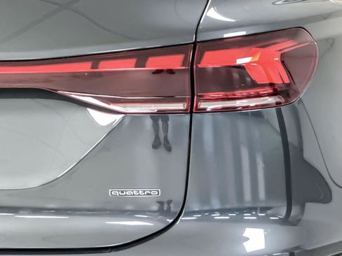 New 2025 Audi Q6 e-tron Premium Plus image 26