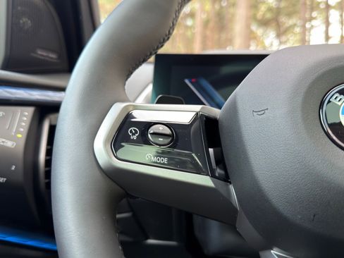 Certified 2025 BMW X3 xDrive30i w/ M Sport Package image 23