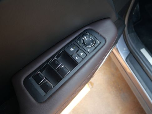 Used 2016 Lexus RX 450h FWD w/ Luxury Package image 17