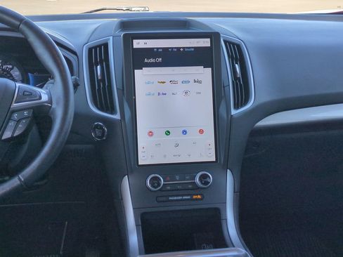 Used 2023 Ford Edge SEL w/ Convenience Package image 16