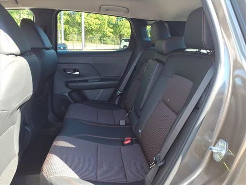 New 2026 Nissan Kicks SR w/ Cold Weather Package image 7