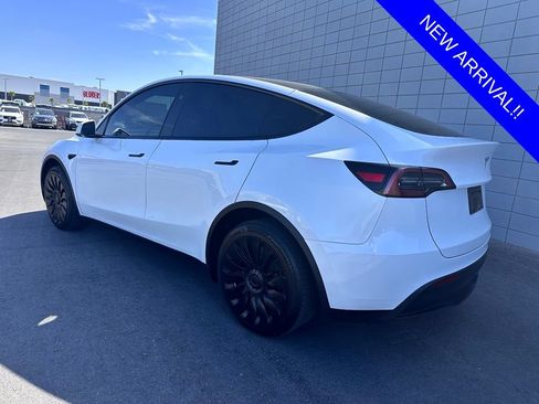 Used 2023 Tesla Model Y Long Range AWD/4WD image 9
